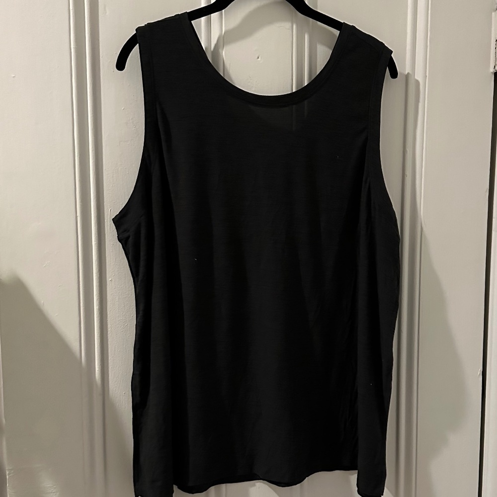 Gray Old Navy Workout Tank with Deep V back